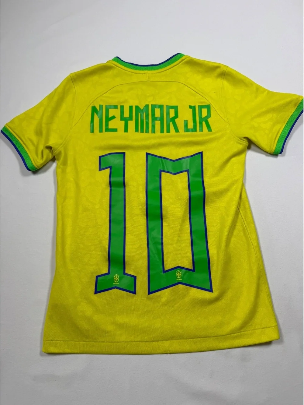 Nike Brazil Neymar Jr 10 yellow soccer jersey